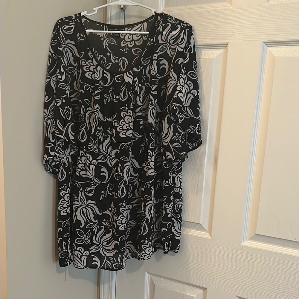 Black and White Tie Front Tunic Blouse